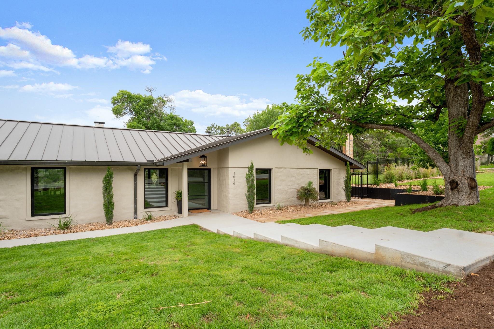 1414 Redbud TRL