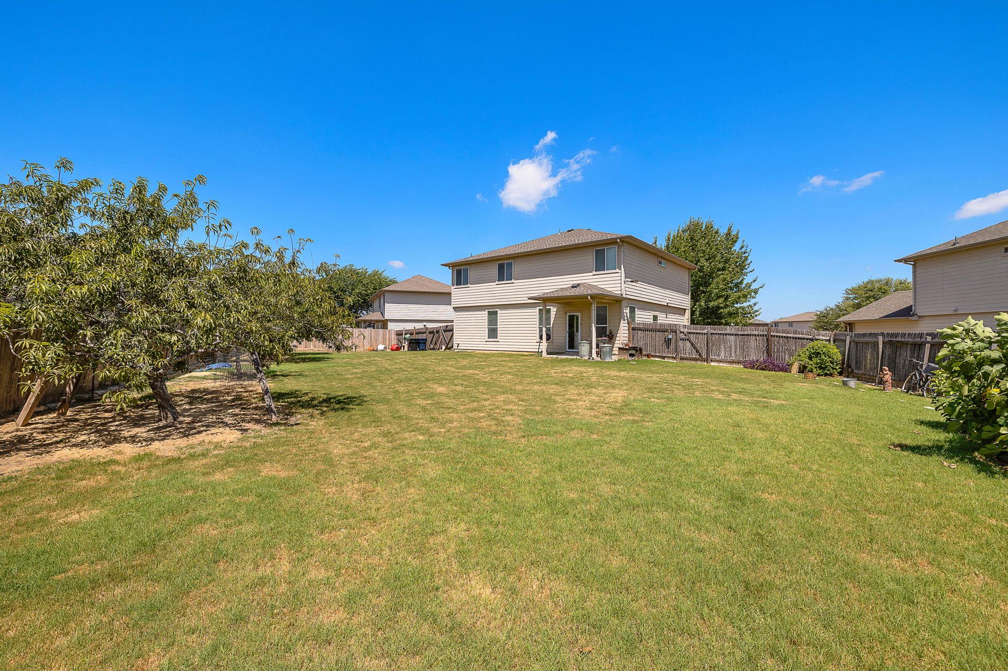 133 Lavaca LOOP