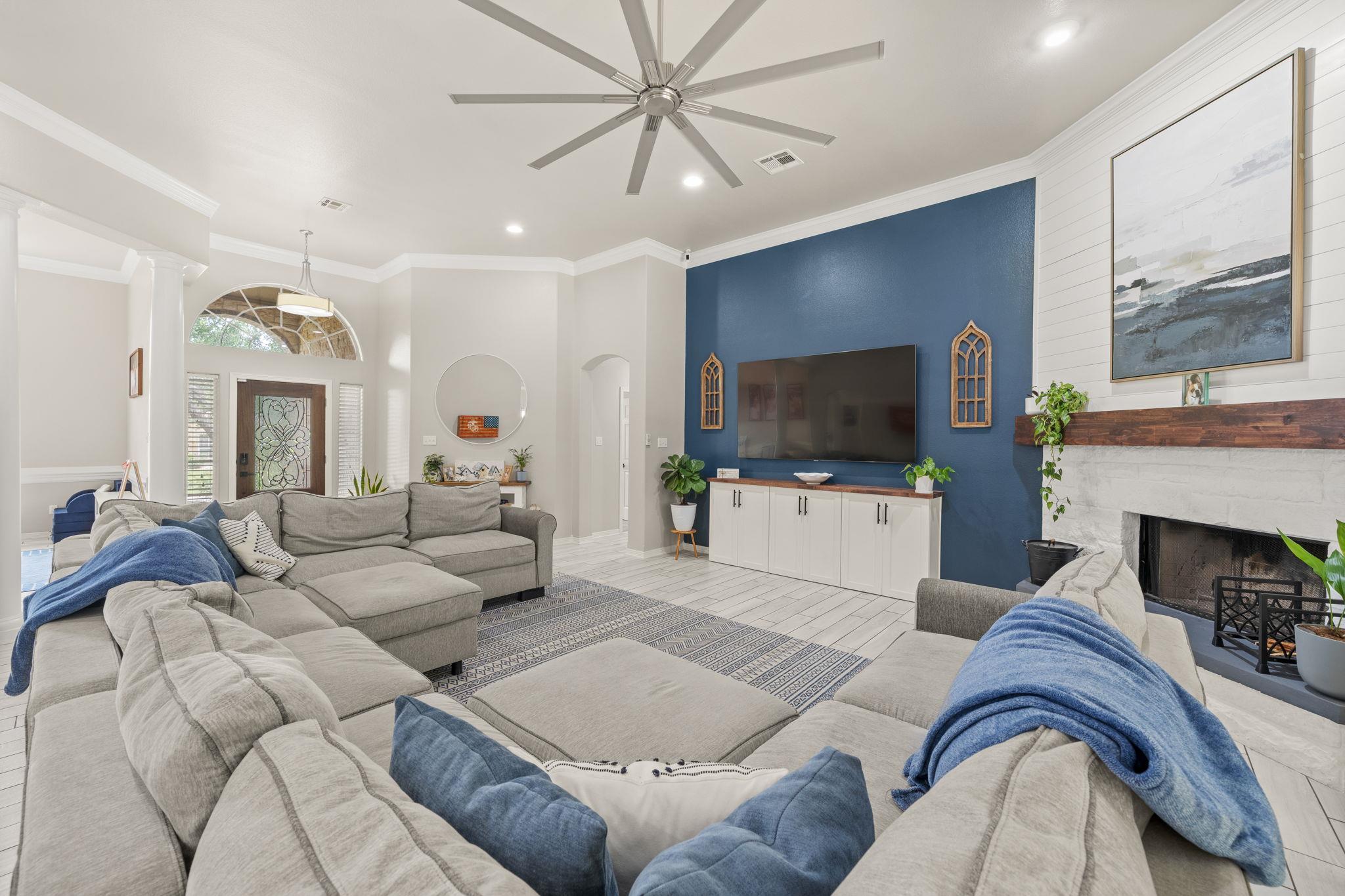239 Eagle Landing DR