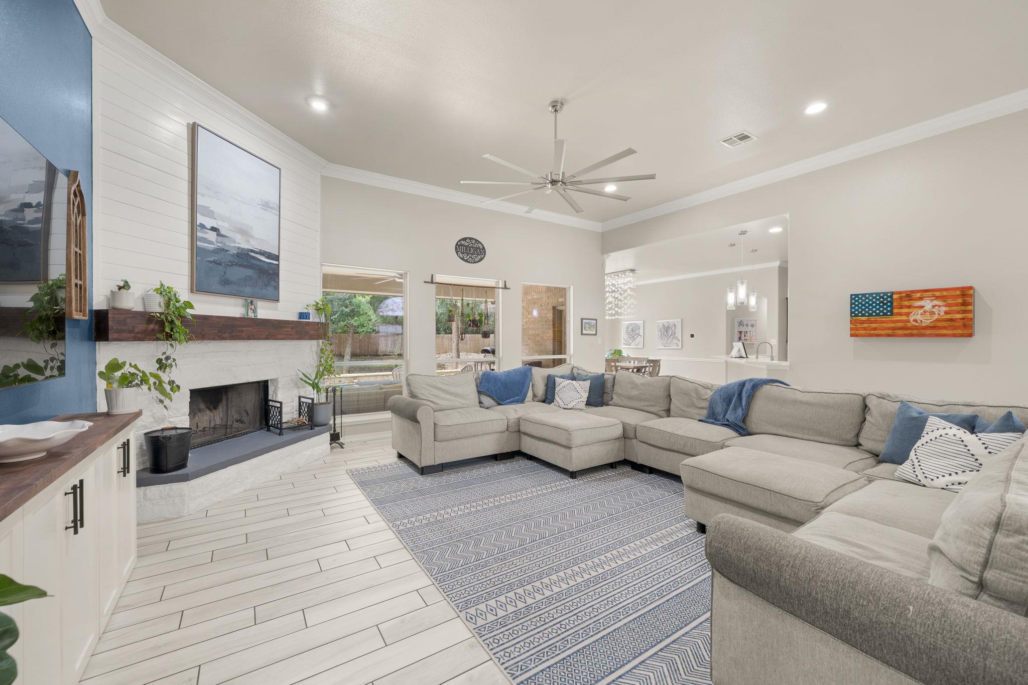 239 Eagle Landing DR
