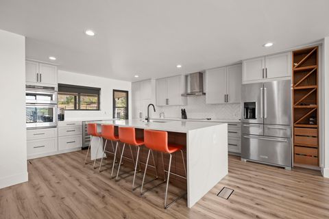 Tiny photo for 1405 Cat Hollow Club DR, Spicewood, TX 78669 (MLS # 1688624)