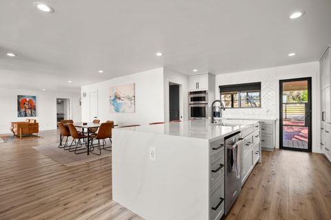 Tiny photo for 1405 Cat Hollow Club DR, Spicewood, TX 78669 (MLS # 1688624)