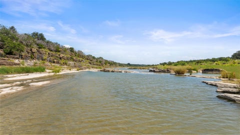 Photo of 960 Gipson RD, Johnson City, TX 78636 (MLS # 9793922)