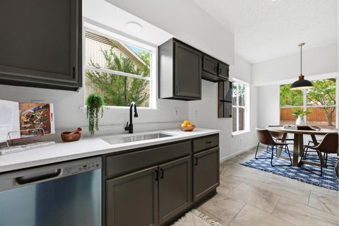 Tiny photo for 1211 York Castle DR, Pflugerville, TX 78660 (MLS # 1785026)
