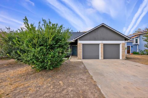 Photo of 1211 York Castle DR, Pflugerville, TX 78660 (MLS # 1785026)