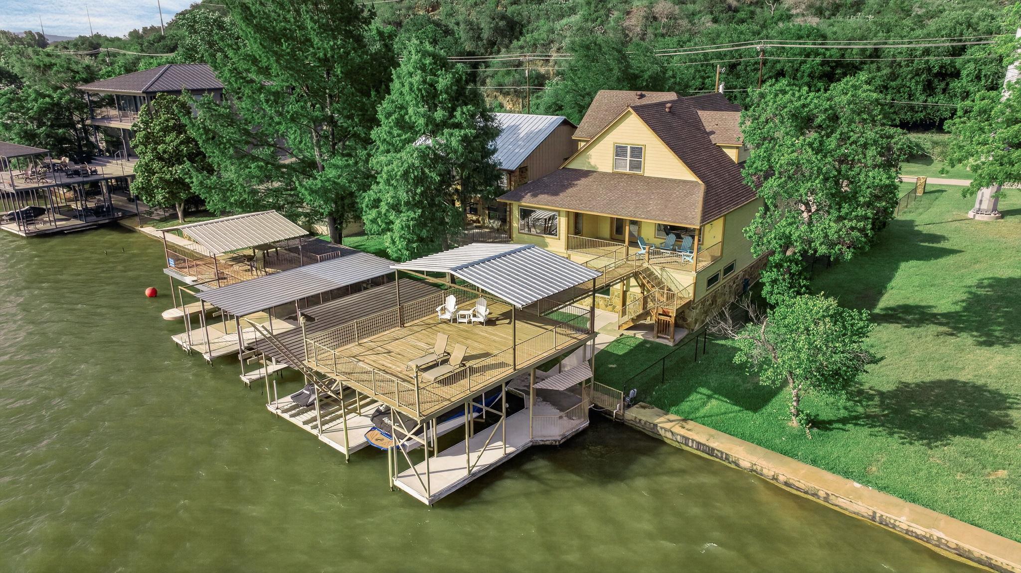 1002 Scenic LOOP