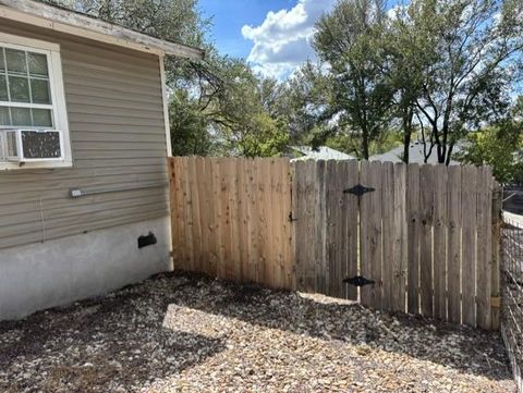 Tiny photo for 1300 Delano ST, Austin, TX 78721 (MLS # 1432587)