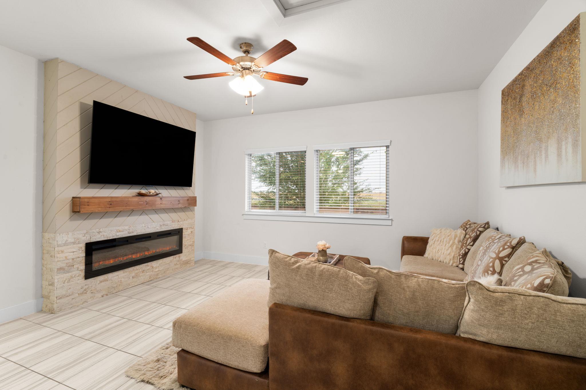567 White Steppe WAY 26