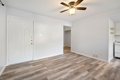 Tiny photo for 2500 Burleson RD #502, Austin, TX 78741 (MLS # 6738725)