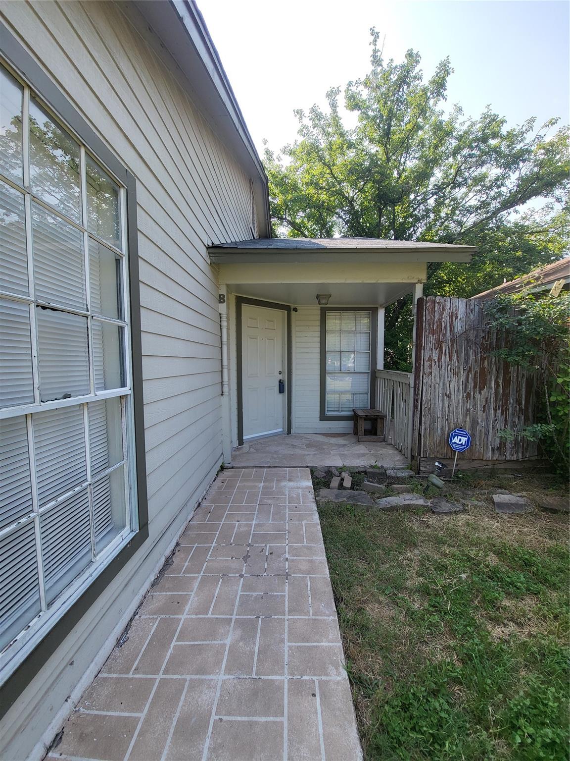 View Austin, TX 78753 multi-family property