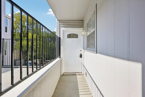Tiny photo for 2520 Quarry RD #202, Austin, TX 78703 (MLS # 2180773)