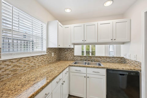 Tiny photo for 2520 Quarry RD #202, Austin, TX 78703 (MLS # 2180773)