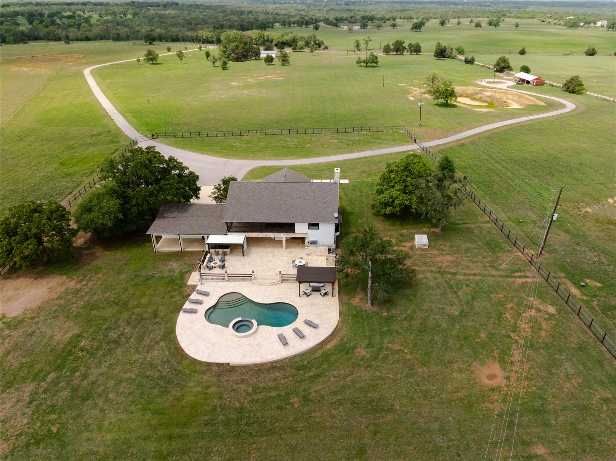 191 N Cedar Creek DR