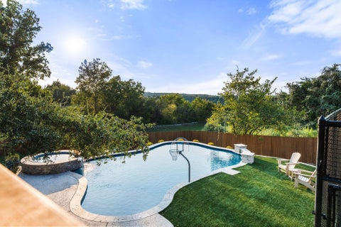Photo of 2204 Rimrock DR, Austin, TX 78738 (MLS # 1525927)