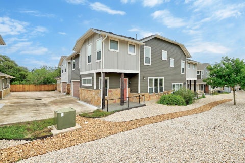 Photo of 1704 Cedar Bend DR #5B, Austin, TX 78758 (MLS # 3693843)