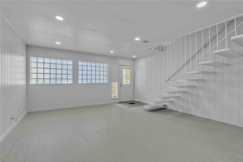 5210 Woodrow Ave Austin TX 78756