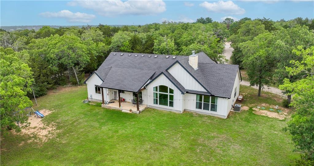 405 Woodlands DR