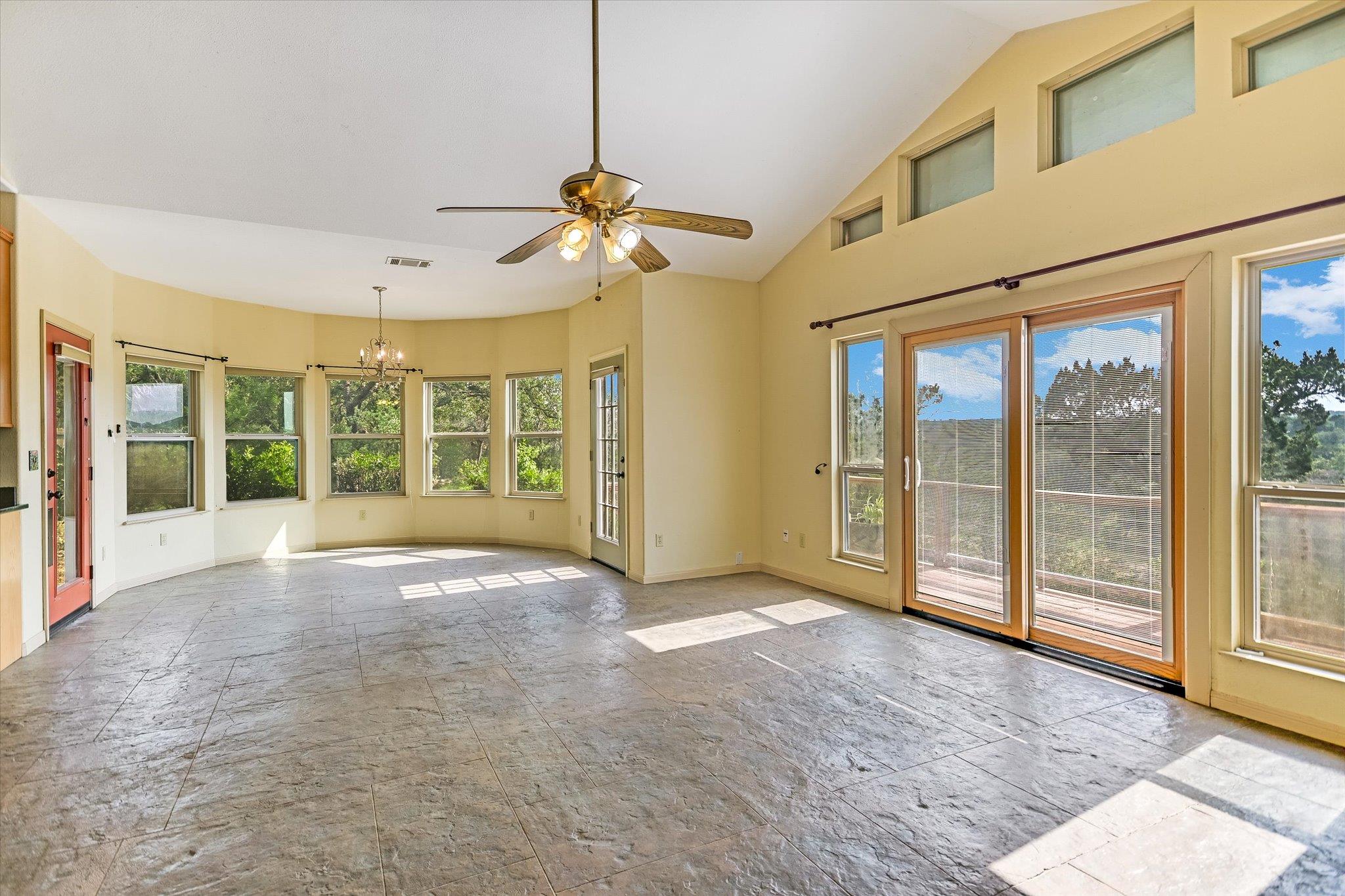 700 CLIFFSIDE RD