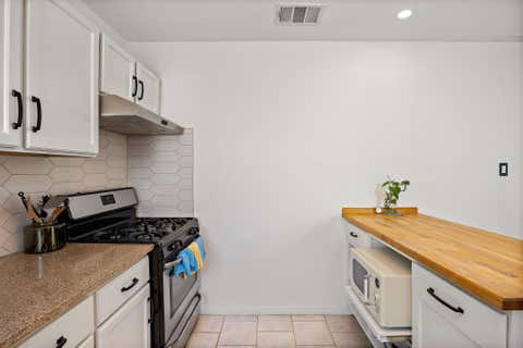 Tiny photo for 933 E 51st ST, Austin, TX 78751 (MLS # 8027289)