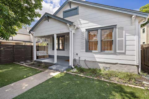 Tiny photo for 933 E 51st ST, Austin, TX 78751 (MLS # 8027289)