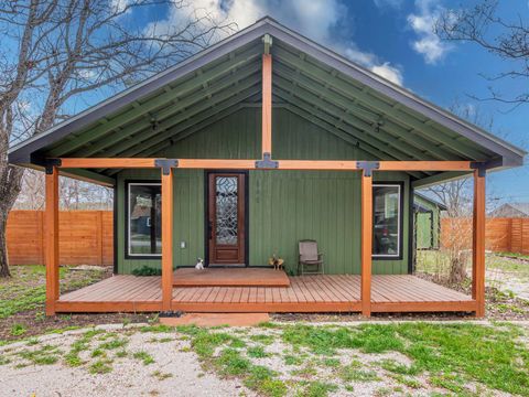 545 W Vaughan ST Bertram TX 78605