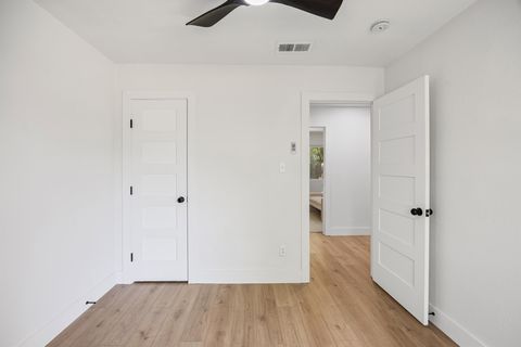 Tiny photo for 10206 Oak Hollow CIR, Austin, TX 78758 (MLS # 3545234)