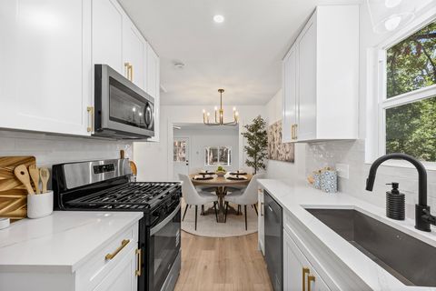 Tiny photo for 10206 Oak Hollow CIR, Austin, TX 78758 (MLS # 3545234)