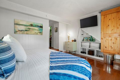 Tiny photo for 3201 Overcup Oak DR, Austin, TX 78704 (MLS # 1571606)