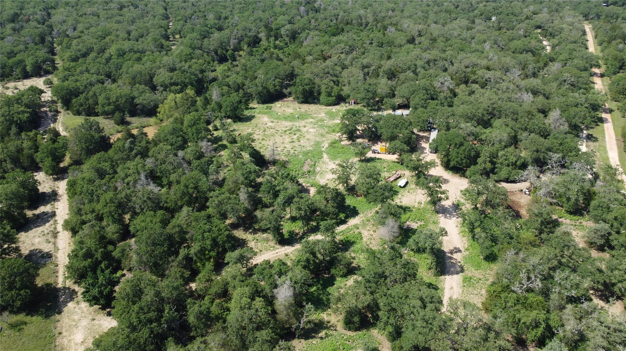 1085 Private Road 3063