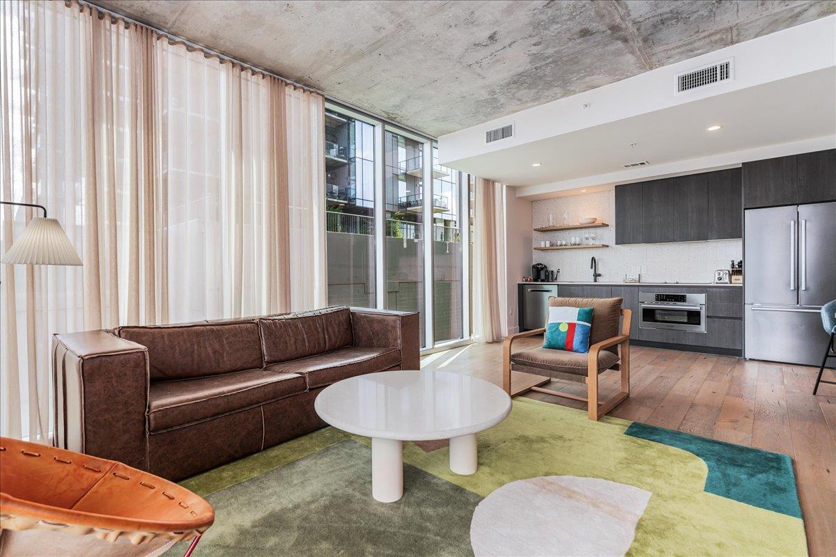 48 East Ave 1308