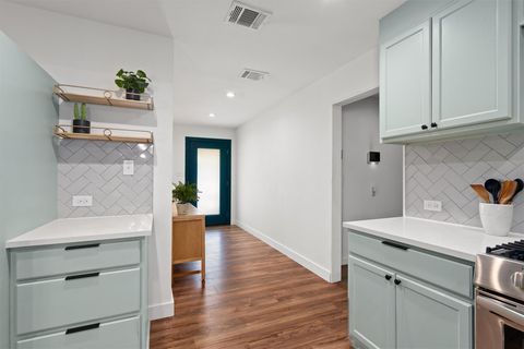 Tiny photo for 5610 Northdale DR, Austin, TX 78723 (MLS # 6837565)