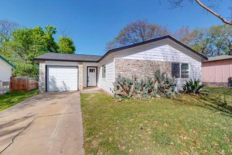 Photo of 408 Blueberry HL, Austin, TX 78745 (MLS # 7428270)