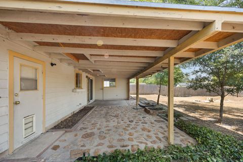 Tiny photo for 6906 Miranda DR, Austin, TX 78752 (MLS # 6838014)