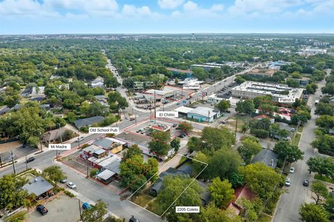 Tiny photo for 2205 Coleto ST, Austin, TX 78722 (MLS # 6480946)