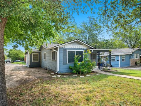 Tiny photo for 2205 Coleto ST, Austin, TX 78722 (MLS # 6480946)
