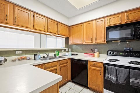 Tiny photo for 915 W 23rd ST #208, Austin, TX 78705 (MLS # 5967539)