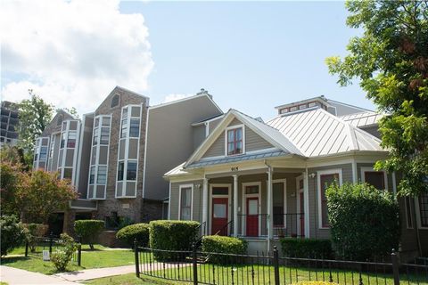 Photo of 915 W 23rd ST #208, Austin, TX 78705 (MLS # 5967539)