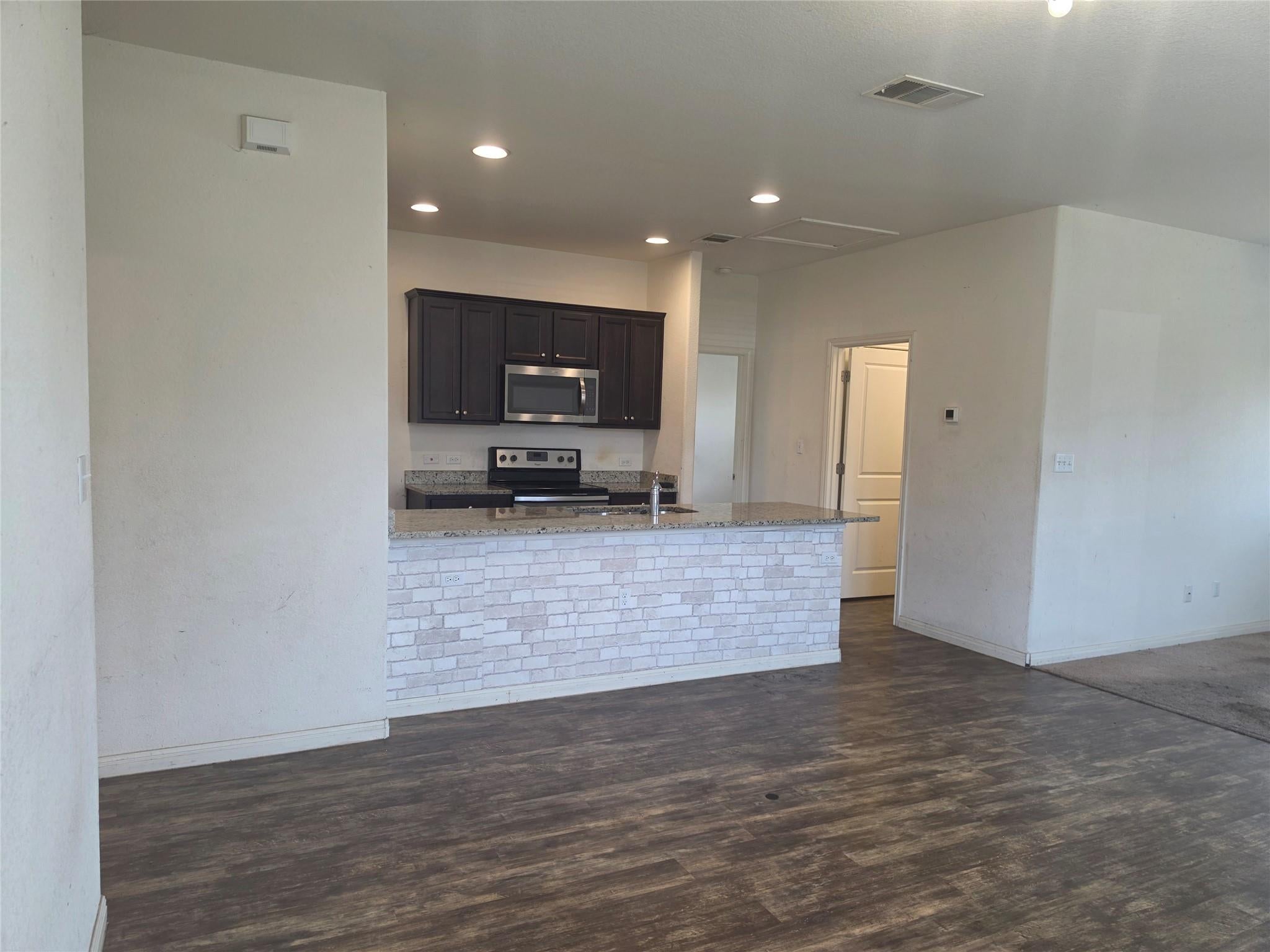 13801 Mark Christopher WAY