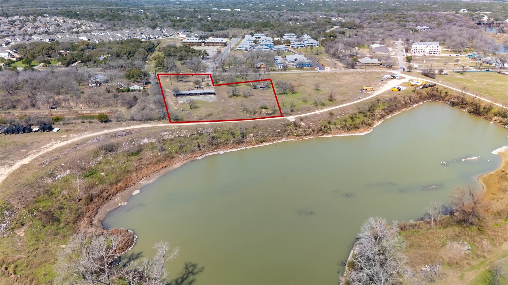 1563 Gruene RD