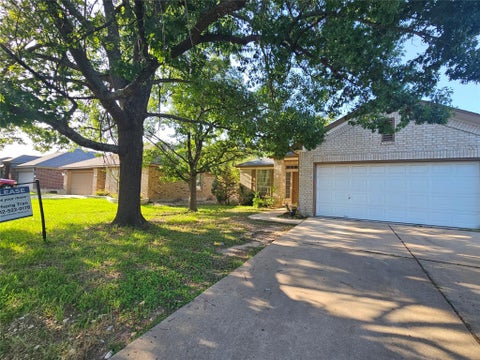 Photo of 8506 Hillrock DR, Round Rock, TX 78681 (MLS # 1586528)