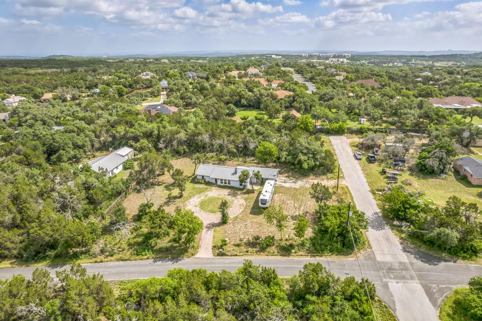 9600 Claxton DR