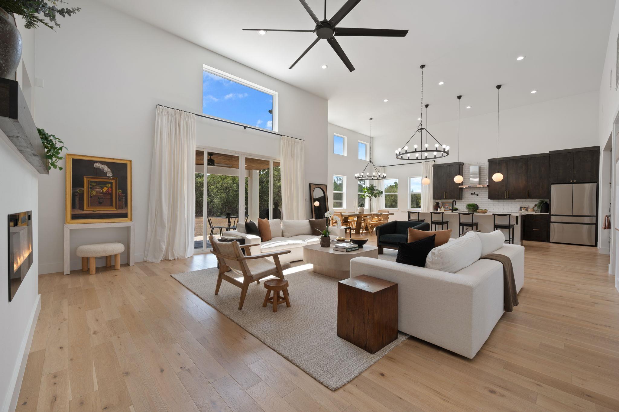 307 Chisholm TRL