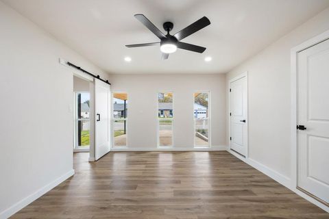 Tiny photo for 6106 Bridlington CIR, Austin, TX 78745 (MLS # 9278283)