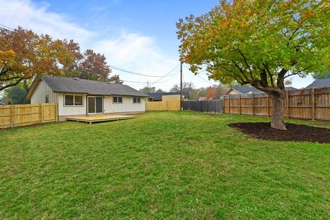 Tiny photo for 902 Warrington DR, Austin, TX 78753 (MLS # 8410807)