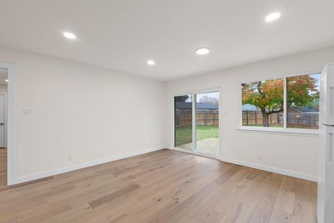 Tiny photo for 902 Warrington DR, Austin, TX 78753 (MLS # 8410807)