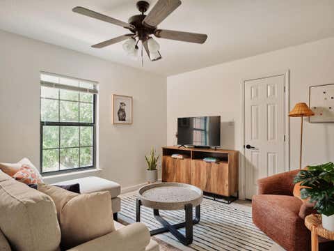 Tiny photo for 11301 Crest Meadow LN, Austin, TX 78748 (MLS # 4504034)