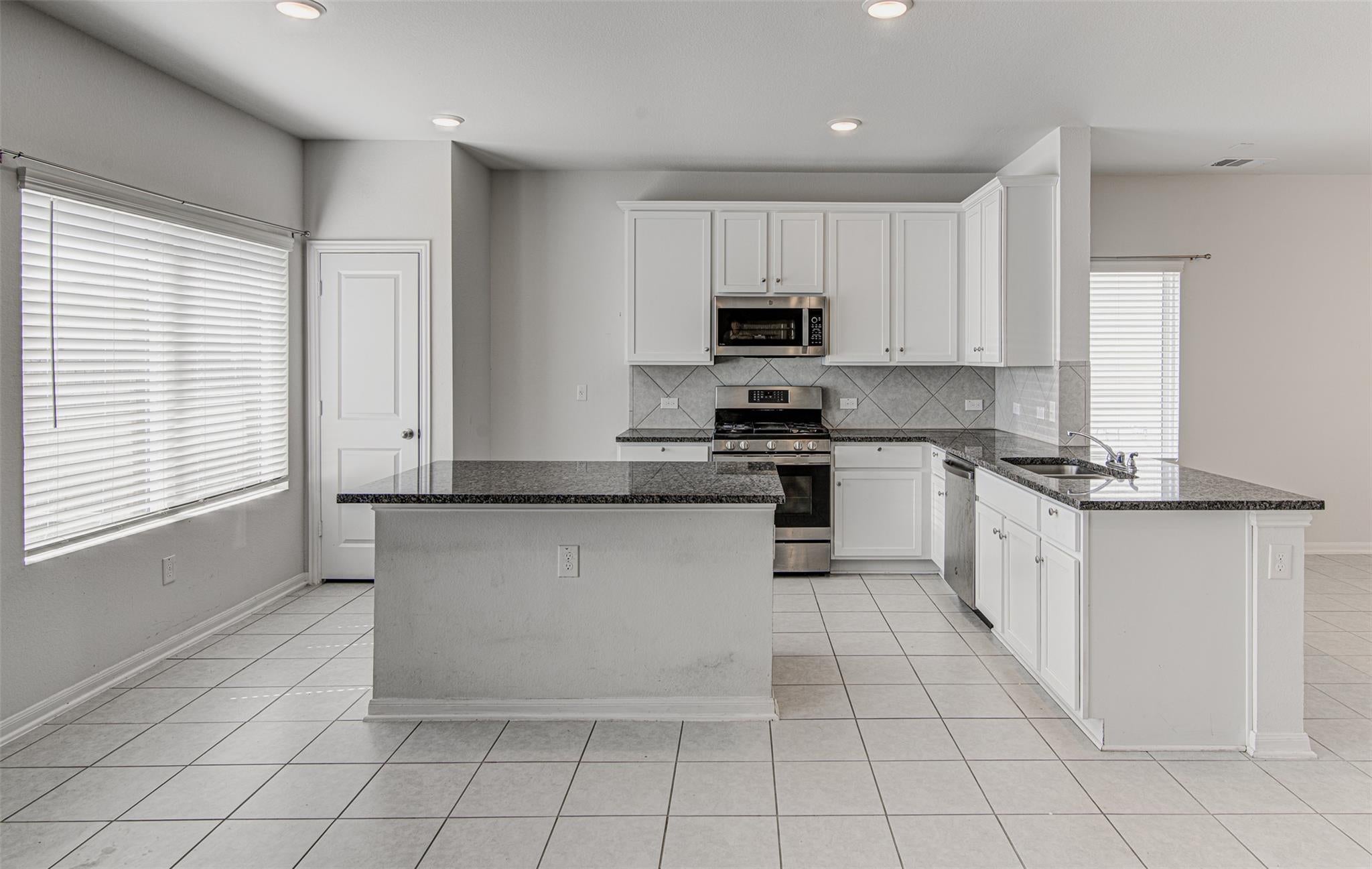 204 Oldbridge DR