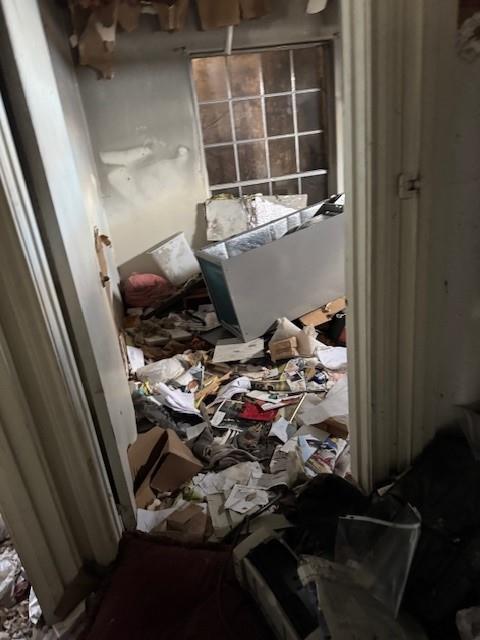 1807 Ferguson LN