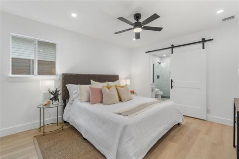Tiny photo for 813 Cardiff DR, Austin, TX 78745 (MLS # 2826133)