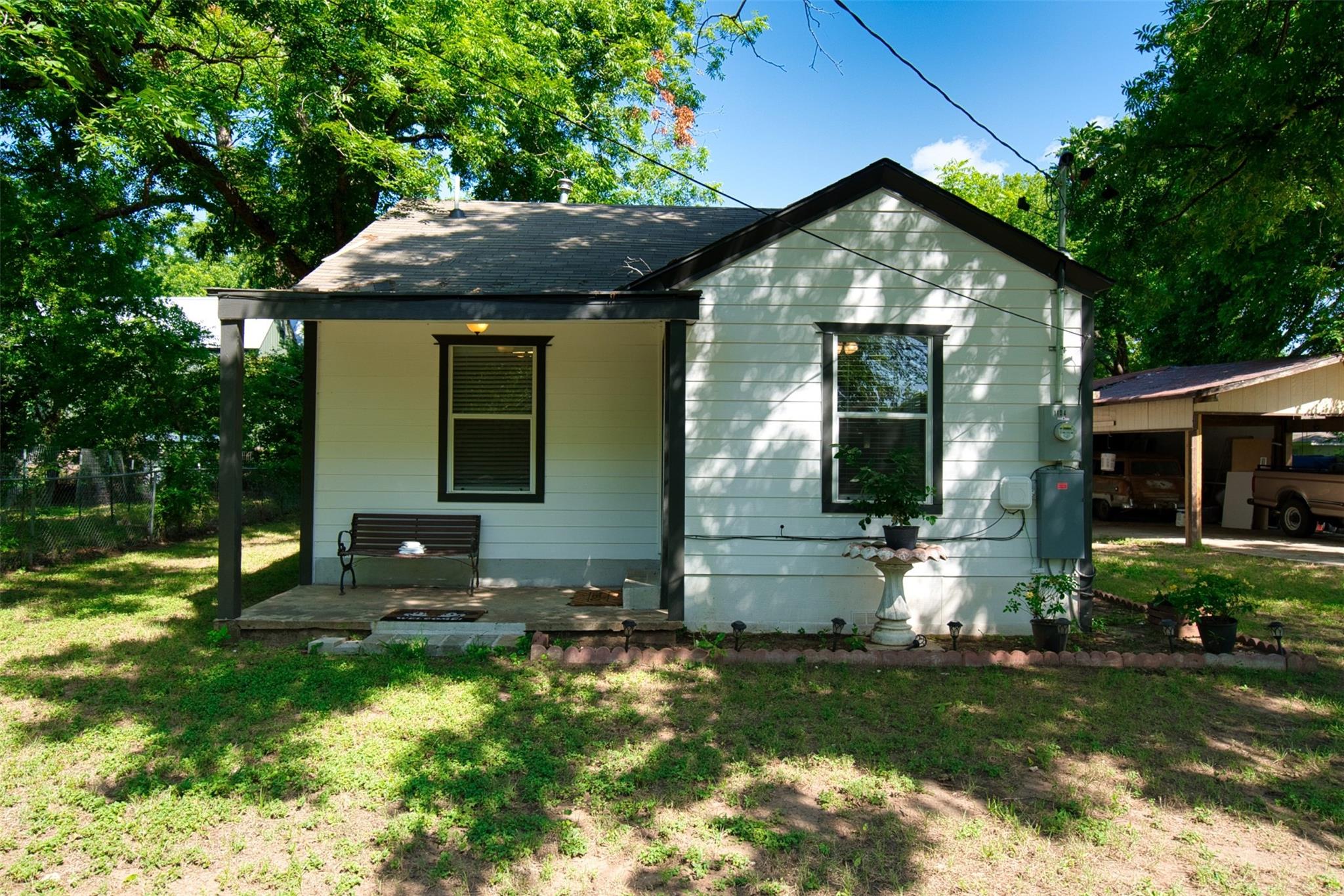 View Austin, TX 78721 house